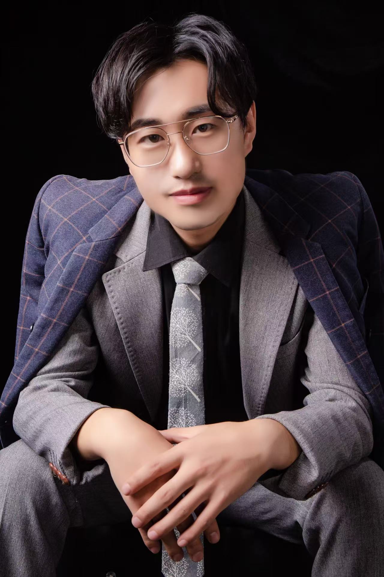 INHI Cosmetics founder Ronan Zhang